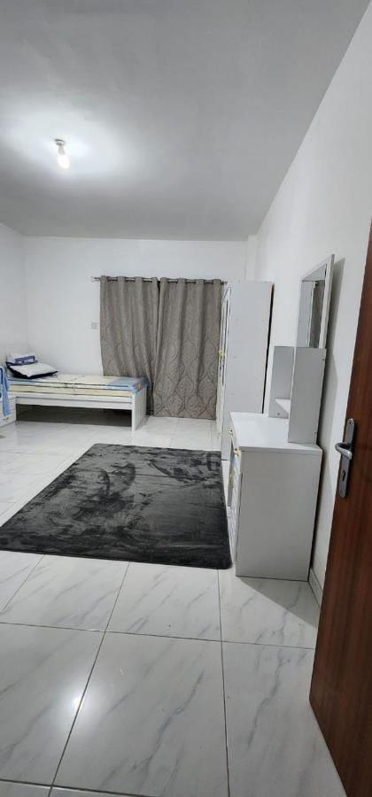 Apartment Sharing *